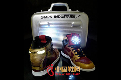 Fb Iron Man Nike Dunksư