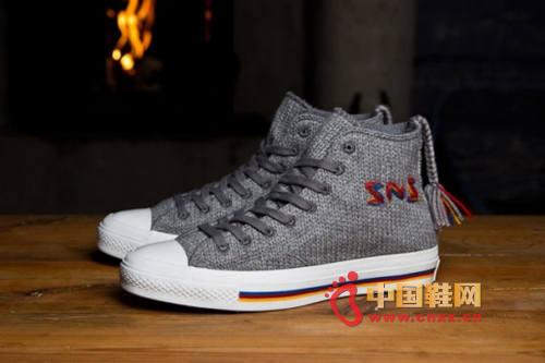 (lin)Sneakersnstuff Ƴ(lin)Ь